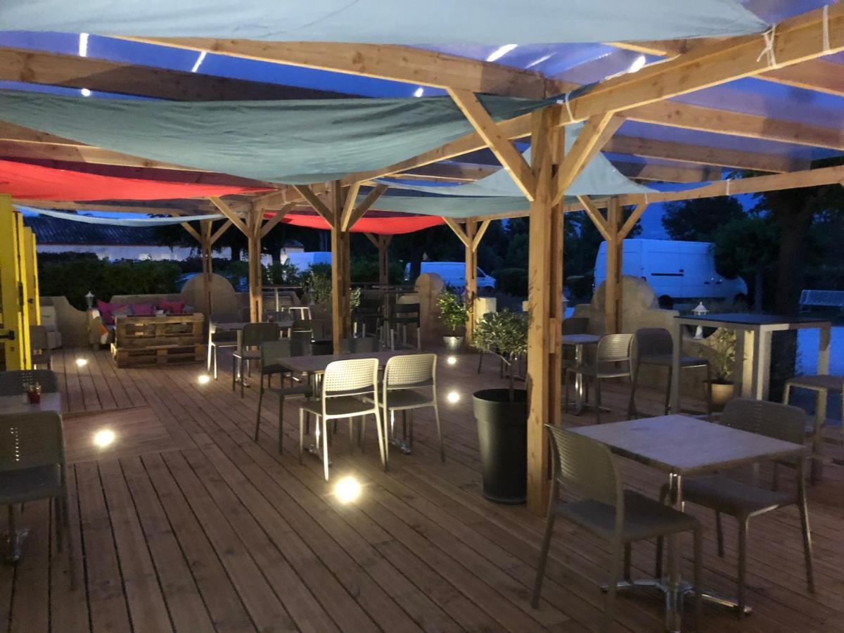 Logis Hotel Restaurant Le Clos Saint Loup Bram Exteriér fotografie