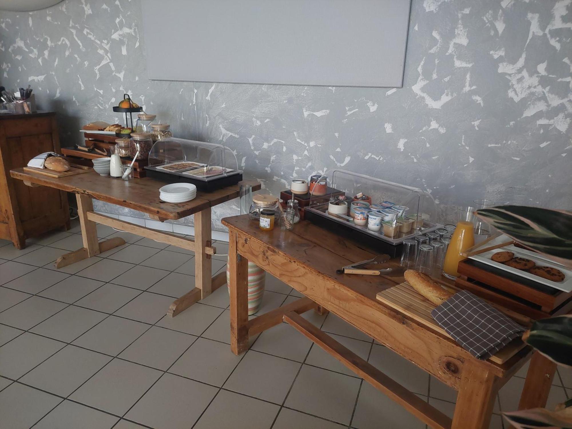 Logis Hotel Restaurant Le Clos Saint Loup Bram Exteriér fotografie